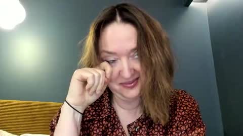 Snapshot of braingirl chatting on 02/22/26, 08:51 I see you X-twitter its braingirl online show from 02/22/26, 08:51