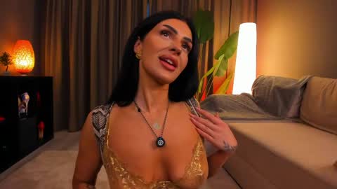 Lunaria online show from 04/14/26, 03:23