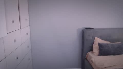 Snapshot of brakein18 chatting on 10/04/25, 07:01 Nick and Molly online show from 10/04/25, 07:01