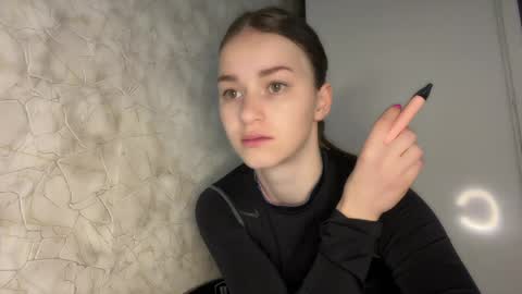 Kate online show from 04/08/26, 05:24