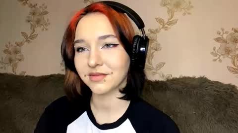 Emily online show from 02/04/26, 06:25