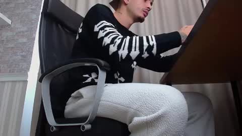 BrandonTateX online show from 10/02/25, 09:05