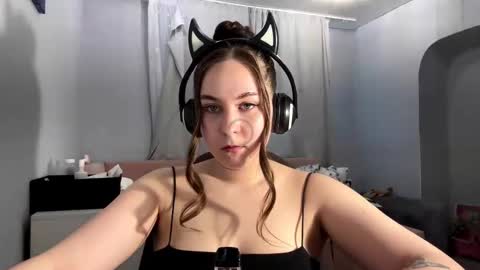 Eva online show from 03/10/26, 01:16