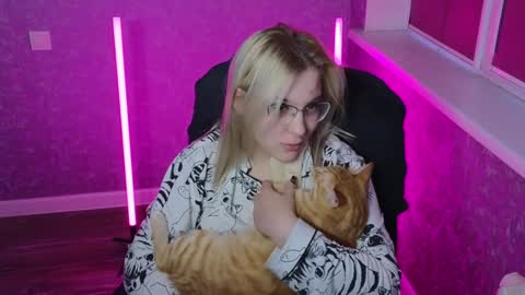 Snapshot of brandy__stars chatting on 01/10/25, 02:46 Belle online show from 01/10/25, 02:46