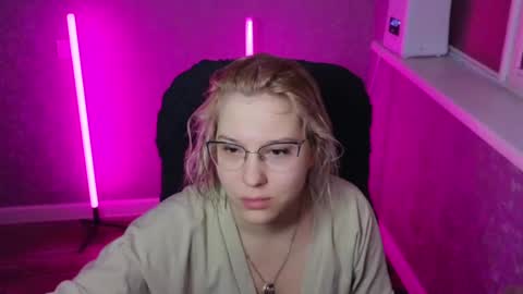 Snapshot of brandy__stars chatting on 01/31/25, 01:54 Belle online show from 01/31/25, 01:54