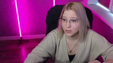 Snapshot of brandy__stars chatting on 01/31/25, 04:58 Belle online show from 01/31/25, 04:58