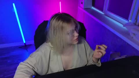 Snapshot of brandy__stars chatting on 03/03/25, 01:53 Belle online show from 03/03/25, 01:53