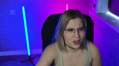 Snapshot of brandy__stars chatting on 03/07/25, 08:13 Belle online show from 03/07/25, 08:13