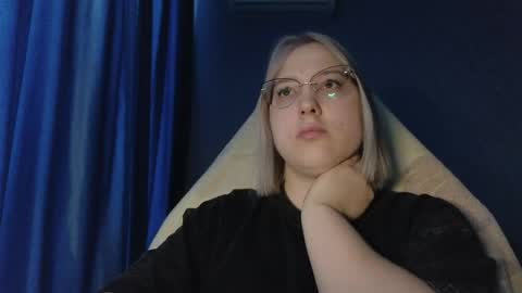 Snapshot of brandy__stars chatting on 03/12/26, 02:50 Belle online show from 03/12/26, 02:50