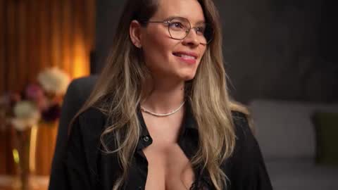 Alex online show from 12/03/25, 05:37