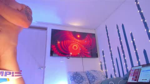 Instagram             twitter BRAN LOPEZ  online show from 10/04/25, 06:06