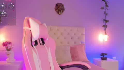   online show from 02/15/25, 12:54