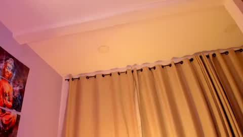 Snapshot of brann_tadzio chatting on 05/20/26, 03:02 online show from 05/20/26, 03:02