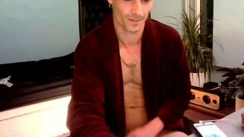 Bratdownunder online show from 09/13/25, 02:44