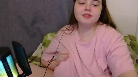 Emma online show from 11/08/25, 07:01