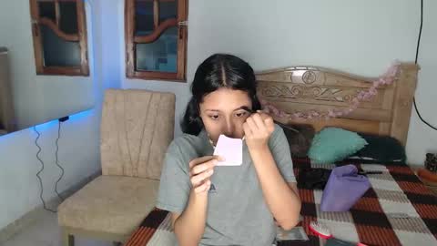 bratz_glloe online show from 01/14/26, 02:50