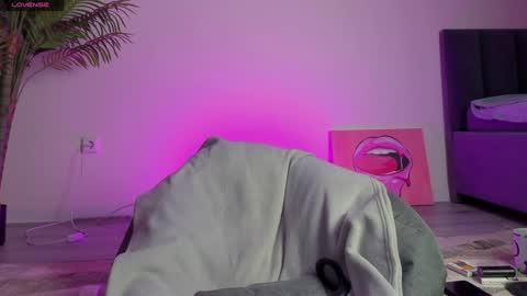 Johny Bravo online show from 02/04/25, 09:31