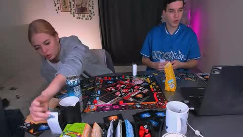 Snapshot of bravomaestro chatting on 02/01/25, 03:19 Johny Bravo online show from 02/01/25, 03:19