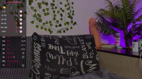 Johny Bravo online show from 11/27/25, 06:54