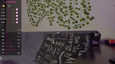 Johny Bravo online show from 12/14/25, 02:00