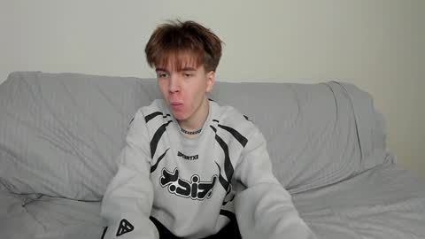 Snapshot of braxiboy chatting on 12/12/24, 08:36 Brax online show from 12/12/24, 08:36