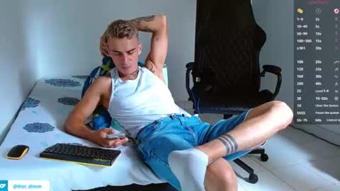 Snapshot of bray_hotboy chatting on 07/23/26, 05:22 Bray Hotboy online show from 07/23/26, 05:22