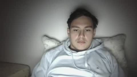 brazilboy2026 online show from 11/27/25, 08:33