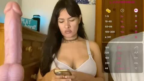Snapshot of braziliancheeks chatting on 06/18/26, 09:14 braziliancheeks online show from 06/18/26, 09:14