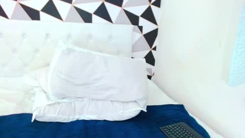 Alice online show from 12/30/24, 01:37