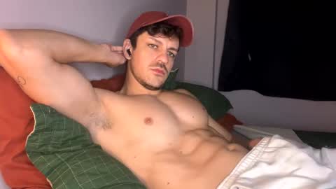 Snapshot of braziliangoodboy chatting on 05/13/26, 03:04 braziliangoodboy online show from 05/13/26, 03:04