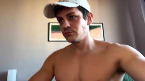 Snapshot of braziliangoodboy chatting on 05/15/26, 07:43 braziliangoodboy online show from 05/15/26, 07:43