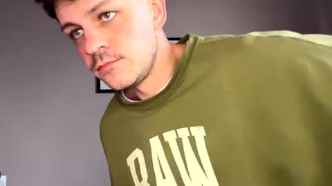 Snapshot of braziliangoodboy chatting on 06/28/26, 08:04 braziliangoodboy online show from 06/28/26, 08:04
