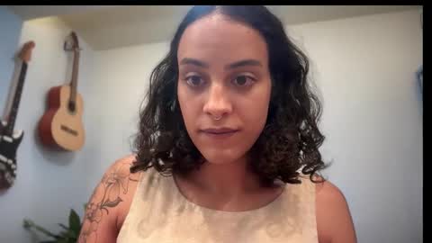 Thalia online show from 11/04/25, 11:48