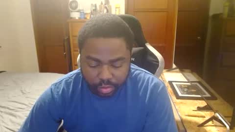 Snapshot of breadw1nnah chatting on 06/25/26, 03:17 Breadw1nnah online show from 06/25/26, 03:17