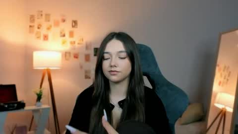 Rachel online show from 04/19/26, 07:27