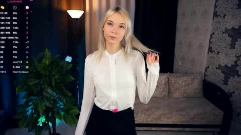 Mia Bunyard online show from 02/20/25, 04:14