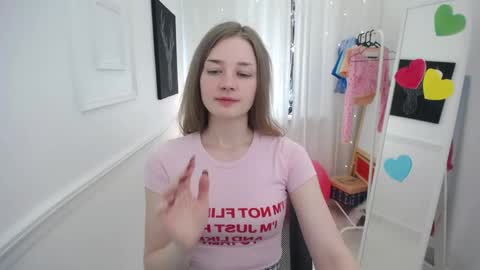 Snapshot of bree_sky chatting on 05/26/26, 11:17 Bree online show from 05/26/26, 11:17