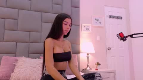 Bree  online show from 02/13/25, 12:00