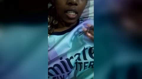 Snapshot of breeice chatting on 05/12/26, 05:32 breeice online show from 05/12/26, 05:32