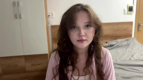 Snapshot of breeproco chatting on 06/07/26, 07:06 Viola online show from 06/07/26, 07:06