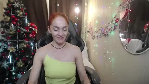 Snapshot of breeterner chatting on 01/10/25, 02:35 breeterner online show from 01/10/25, 02:35