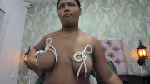brenda_smith19x online show from 10/01/25, 11:05