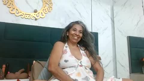 Snapshot of brenda_velasquez chatting on 06/27/26, 06:35 BRENDA VELASQUEZ online show from 06/27/26, 06:35