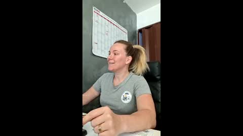 Snapshot of brendaaryas chatting on 04/23/26, 12:29 Brenda online show from 04/23/26, 12:29