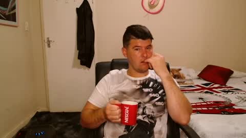 ask me lol online show from 04/03/26, 03:04