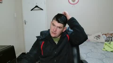 Snapshot of brendansexyboy098754 chatting on 06/22/26, 03:36 ask me lol online show from 06/22/26, 03:36