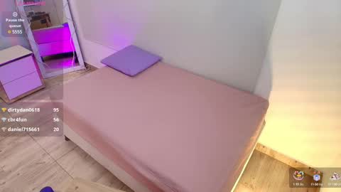 BRENDDA  online show from 02/19/25, 06:33