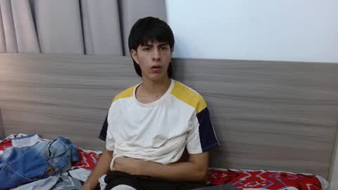 Snapshot of brent18_ chatting on 02/12/25, 01:09 Esteban online show from 02/12/25, 01:09