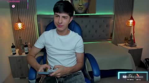 Esteban online show from 11/19/25, 03:06