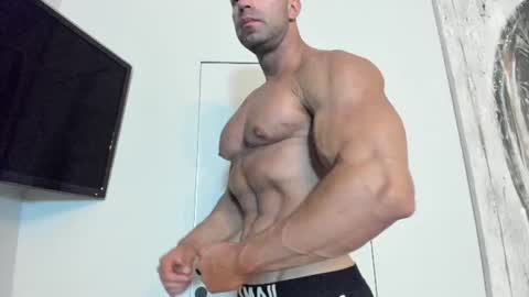 Snapshot of bretman_narcissus chatting on 08/04/26, 04:26 bretman_narcissus online show from 08/04/26, 04:26